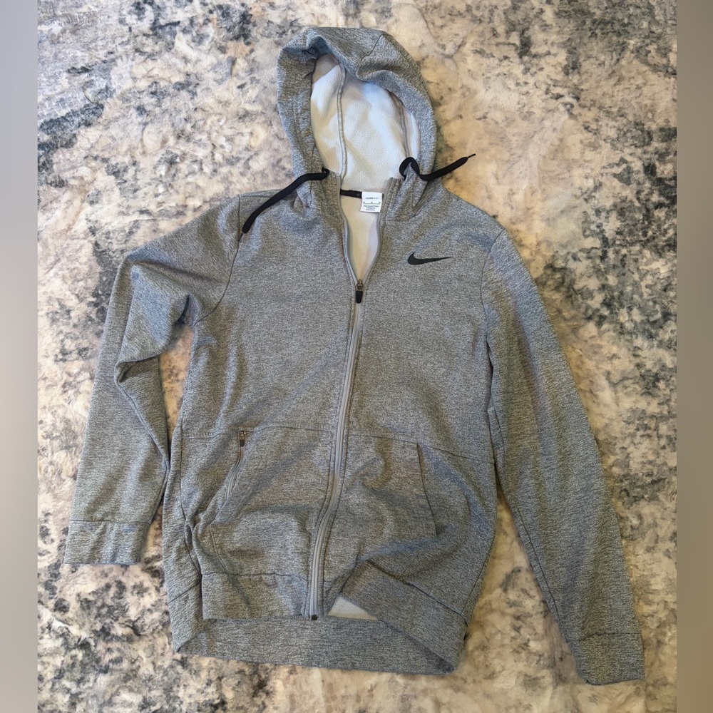 NIKE grey athletic pullover